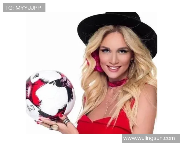 足球明星妹妹的独特魅力瞬间展现时刻，令人惊艳的青春风采与活力四射的笑容